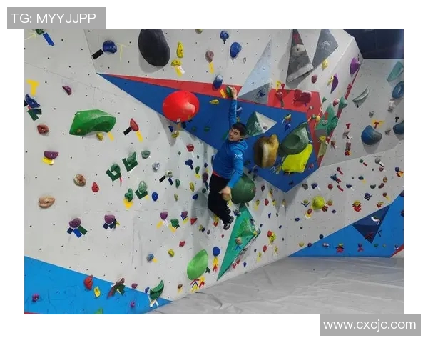 北京攀岩队与杭州攀岩队对决分析力量对比与战术策略探讨 北京攀岩队与杭州攀岩队对决分析力量对比与战术策略探讨