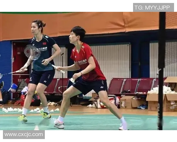重庆羽毛球队与南京羽毛球队赛后复盘分析意识碰撞与战术对决