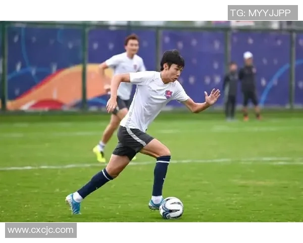 黄磊畅谈足球生涯与心路历程的深度专访分享 黄磊畅谈足球生涯与心路历程的深度专访分享