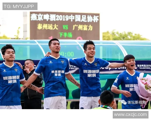 南京足球队在钻石联赛中的团队协作表现分析与点评