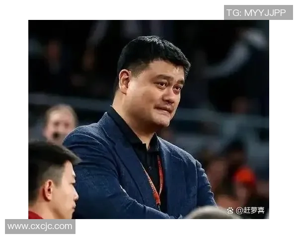 姚明心中的足球巨星是谁他对他们的看法与期待